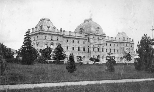 Parliament-House-BW