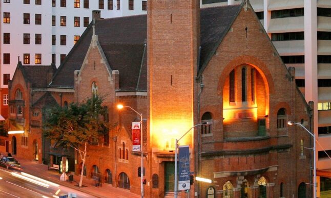 St-Andrews-Uniting-Church-external-crop